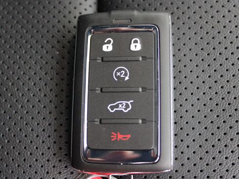 New 2026 Jeep Grand Wagoneer Limited image 32