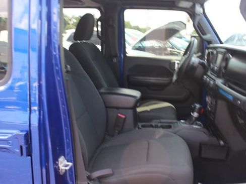 Used 2019 Jeep Wrangler Unlimited Sport S AWD/4WD image 27