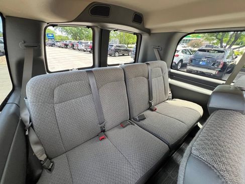 Used 2025 Chevrolet Express 2500 LT w/ LT Preferred Equipment Group RWD image 28