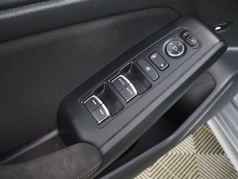 Used 2025 Honda Civic Sport image 35