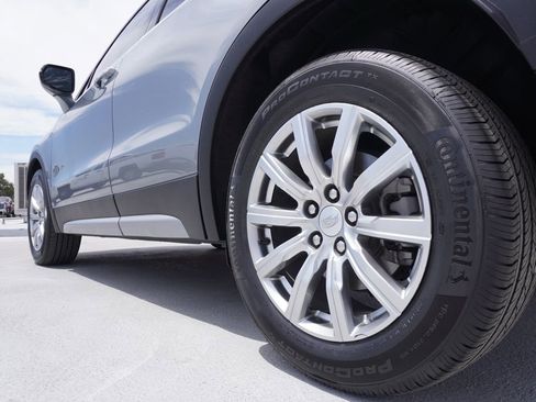 Certified 2023 Cadillac XT4 Premium Luxury FWD image 6