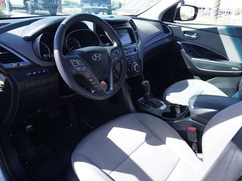 Used 2017 Hyundai Santa Fe Sport FWD image 16