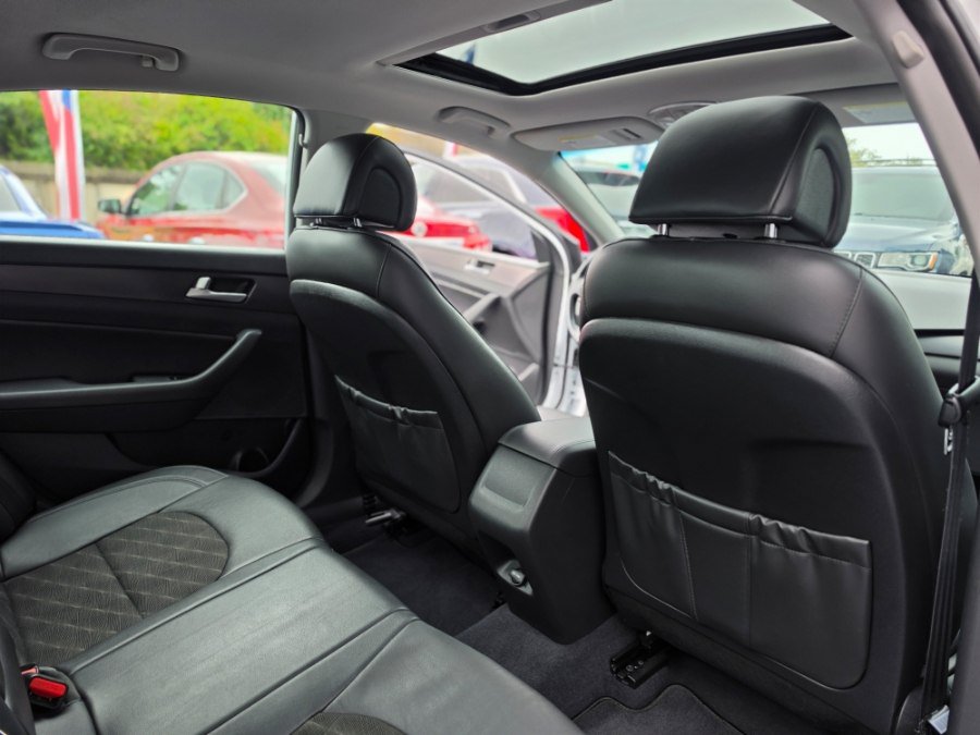 Used 2017 Hyundai Sonata Sport w/ Value Edition Package 02 FWD image 35