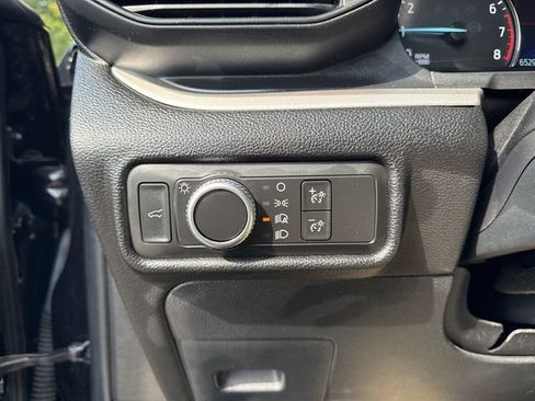 Used 2021 Ford Explorer XLT image 35