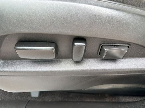 Used 2016 Chevrolet Equinox LT w/ Convenience Package FWD image 16