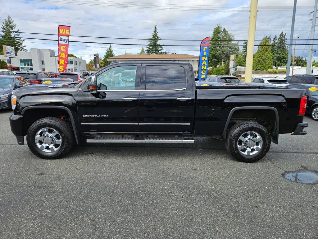 Used 2018 GMC Sierra 3500 Denali w/ Duramax Plus Package AWD/4WD image 7