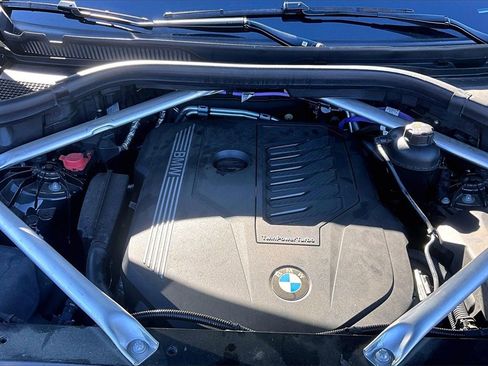 Used 2023 BMW X5 xDrive40i w/ Premium Package image 29