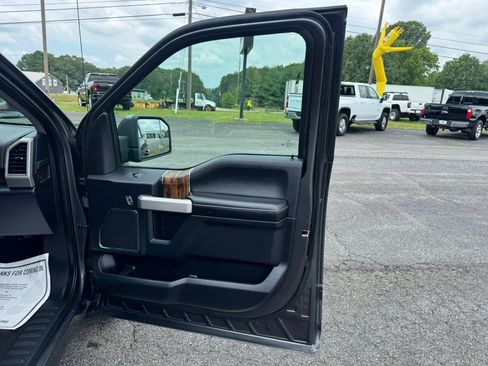 Used 2020 Ford F150 Lariat AWD/4WD image 47
