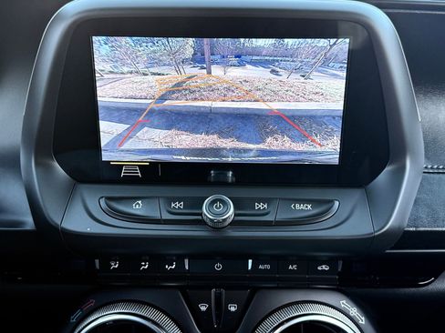 Used 2019 Chevrolet Camaro SS image 30