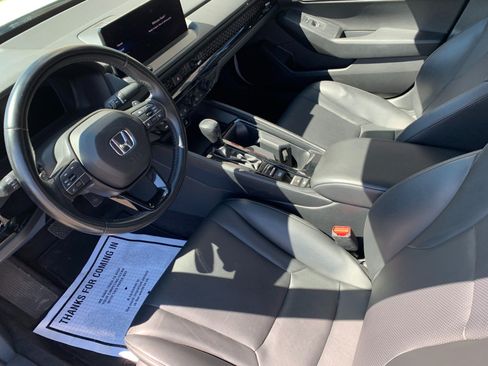 Used 2023 Honda Accord EX-L image 10