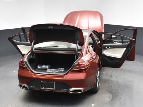 Used 2025 Genesis G70 2.5T w/ Sport Prestige Package image 16