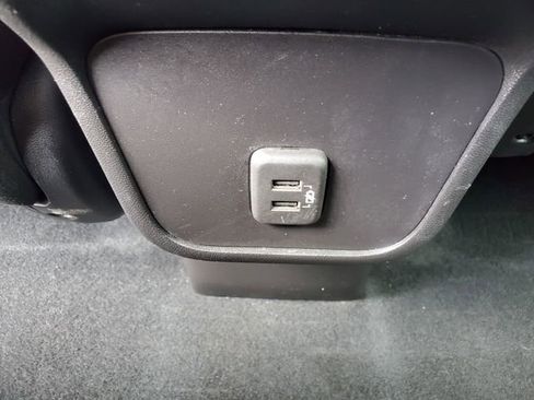 Certified 2024 Chevrolet Equinox LT w/ LPO, Floor Liner Package FWD image 15