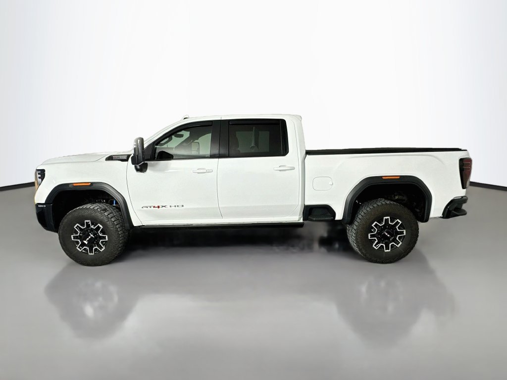 Used 2024 GMC Sierra 2500 AT4X AWD/4WD image 4