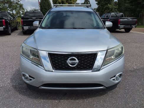 Used 2016 Nissan Pathfinder SV FWD image 9