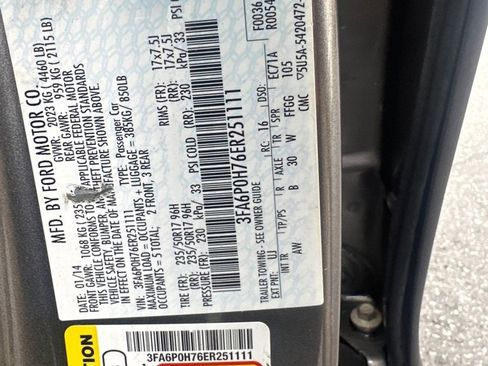 Used 2014 Ford Fusion SE image 18