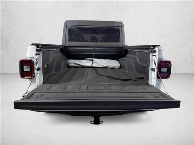 Used 2023 Jeep Gladiator Rubicon w/ LED Lighting Group AWD/4WD image 19