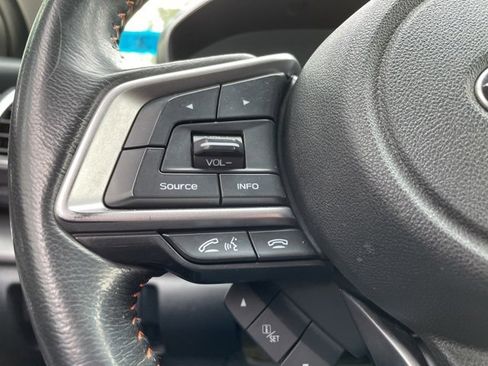 Used 2019 Subaru Crosstrek 2.0i Limited w/ Moonroof Package w/Navigation image 16