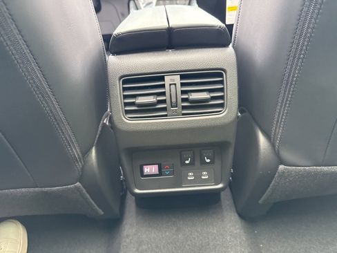 New 2026 Nissan Rogue Platinum image 21