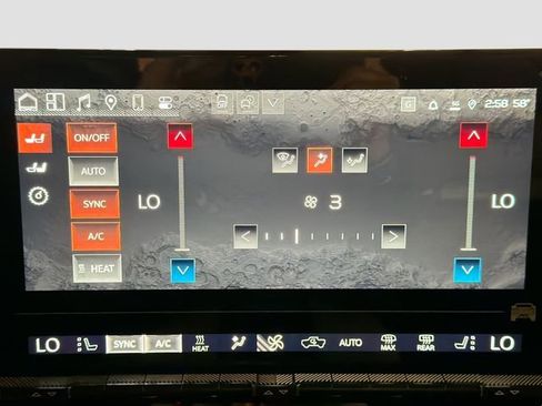 New 2026 GMC Hummer EV 2X image 15