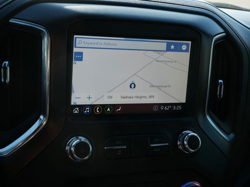 Used 2020 GMC Sierra 1500 AT4 w/ Off-Road Performance Package image 22