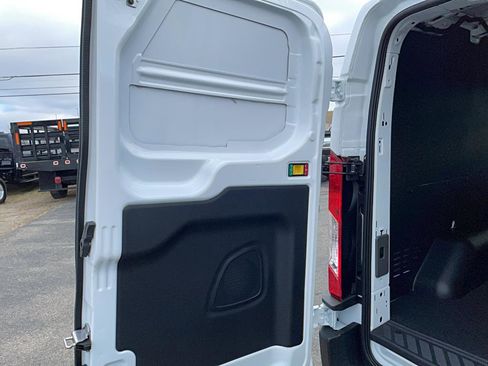 Used 2024 Ford Transit 250 Low Roof AWD w/ Interior Upgrade Package image 15