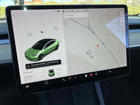 Used 2021 Tesla Model 3 Standard Range Plus image 8