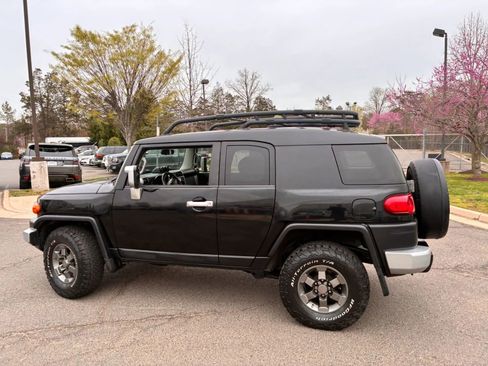 Used 2007 Toyota FJ Cruiser 4WD image 5