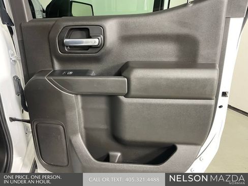 Used 2022 Chevrolet Silverado 1500 LT AWD/4WD image 23