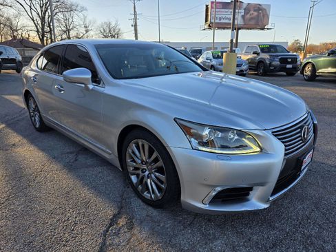 Used 2013 Lexus LS 460 image 3