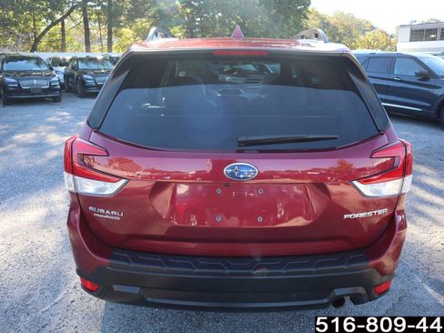 Used 2022 Subaru Forester Limited image 7