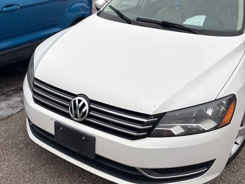 Used 2013 Volkswagen Passat 2.5 SE image 2