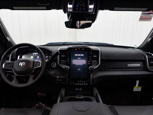 New 2026 RAM 2500 Laramie w/ Night Edition AWD/4WD image 10