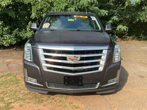 Used 2015 Cadillac Escalade ESV Premium AWD/4WD image 2