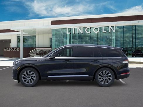 New 2026 Lincoln Aviator AWD image 3