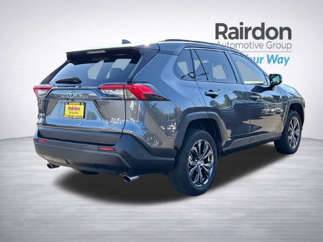 Used 2023 Toyota RAV4 XLE Premium AWD/4WD image 7