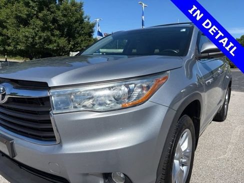 Used 2016 Toyota Highlander Limited AWD/4WD image 47