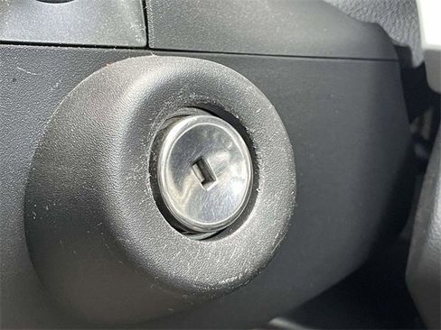 Used 2024 Chevrolet Trax RS w/ Driver Confidence Package image 26