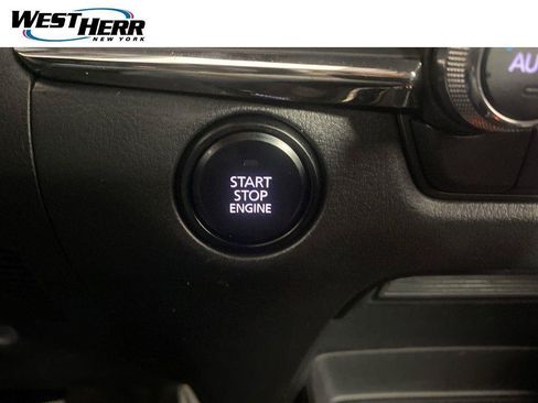Used 2023 MAZDA CX-30 AWD 2.5 S w/ Preferred Package image 7