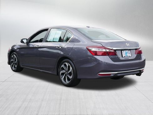 Used 2017 Honda Accord EX-L image 5