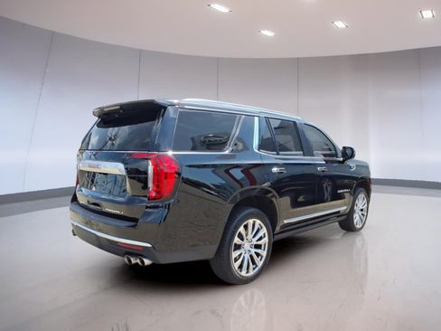 Used 2023 GMC Yukon Denali w/ Denali Reserve Package AWD/4WD image 4