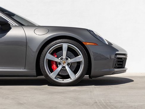 Used 2024 Porsche 911 Carrera 4S AWD/4WD image 11