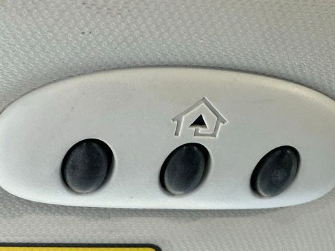 Used 2019 Ford Escape Titanium image 33