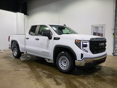 New 2026 GMC Sierra 1500 Pro w/ Convenience Package