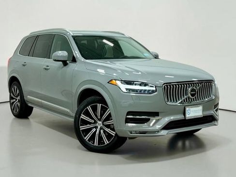 Used 2024 Volvo XC90 B5 Core w/ Protection Package Premier AWD/4WD image 4