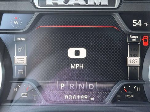 Used 2022 RAM 1500 Big Horn AWD/4WD image 25