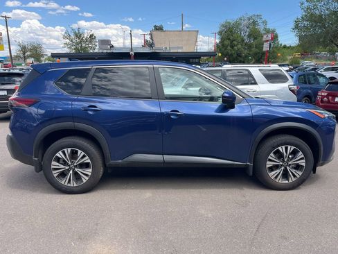 Used 2023 Nissan Rogue SV AWD/4WD image 8