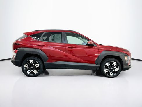 Used 2025 Hyundai Kona SEL AWD/4WD image 10