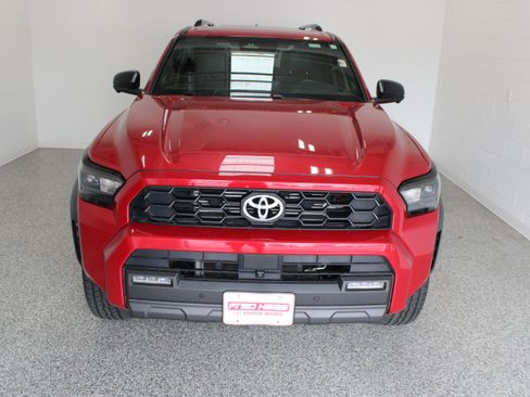 Used 2025 Toyota 4Runner TRD Off-Road Premium w/ Tow Technology Package AWD/4WD image 3