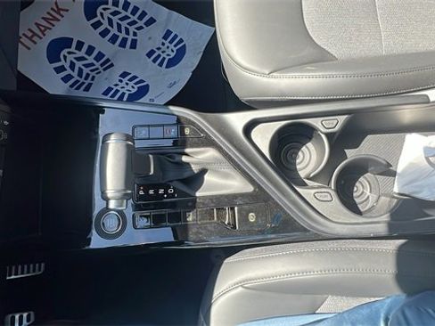 Used 2025 Kia Niro EX Touring image 21