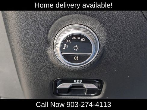 Used 2022 Mercedes-Benz C 300 4MATIC Sedan w/ Digital Light Package image 19